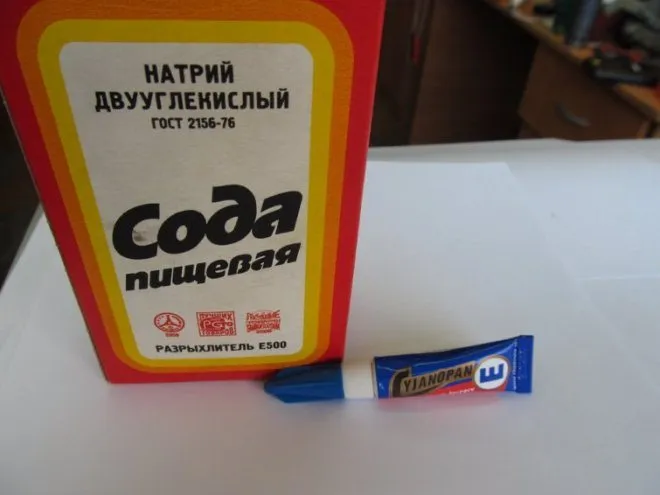 Применение соды для предания клею суперсилы