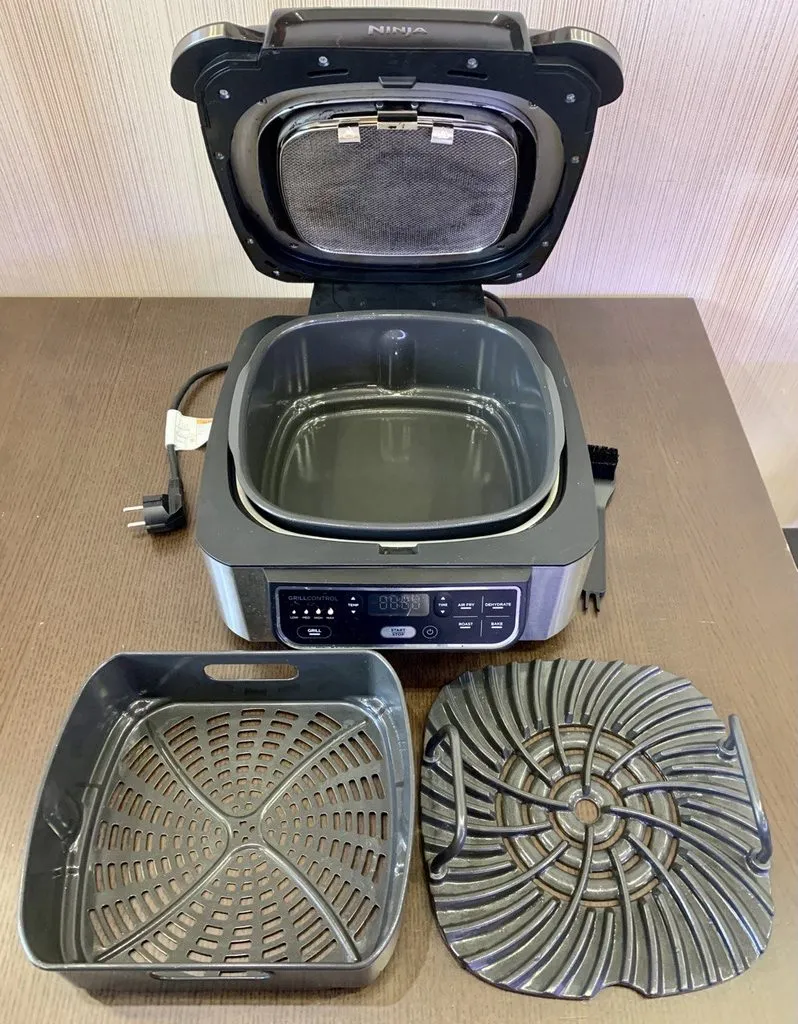 Продаю: гриль Ninja Foodi AG 301