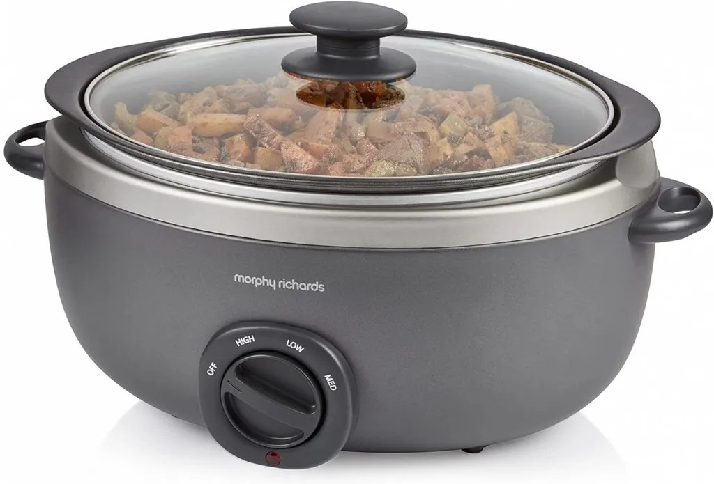 Титановая медленноварка Morphy Richards Sear and Stew 3.5L OvalTitanium 460022