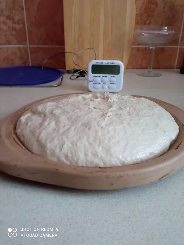 Кустарный хлеб без замеса