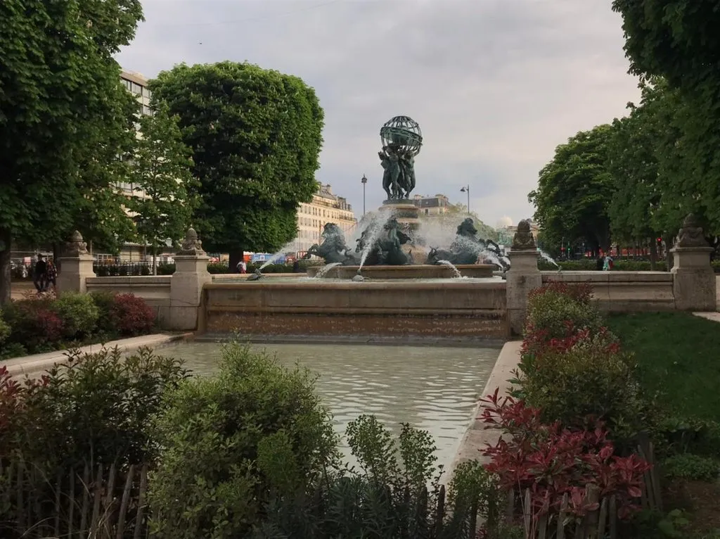 Фотопрогулка по предновогоднему Парижу