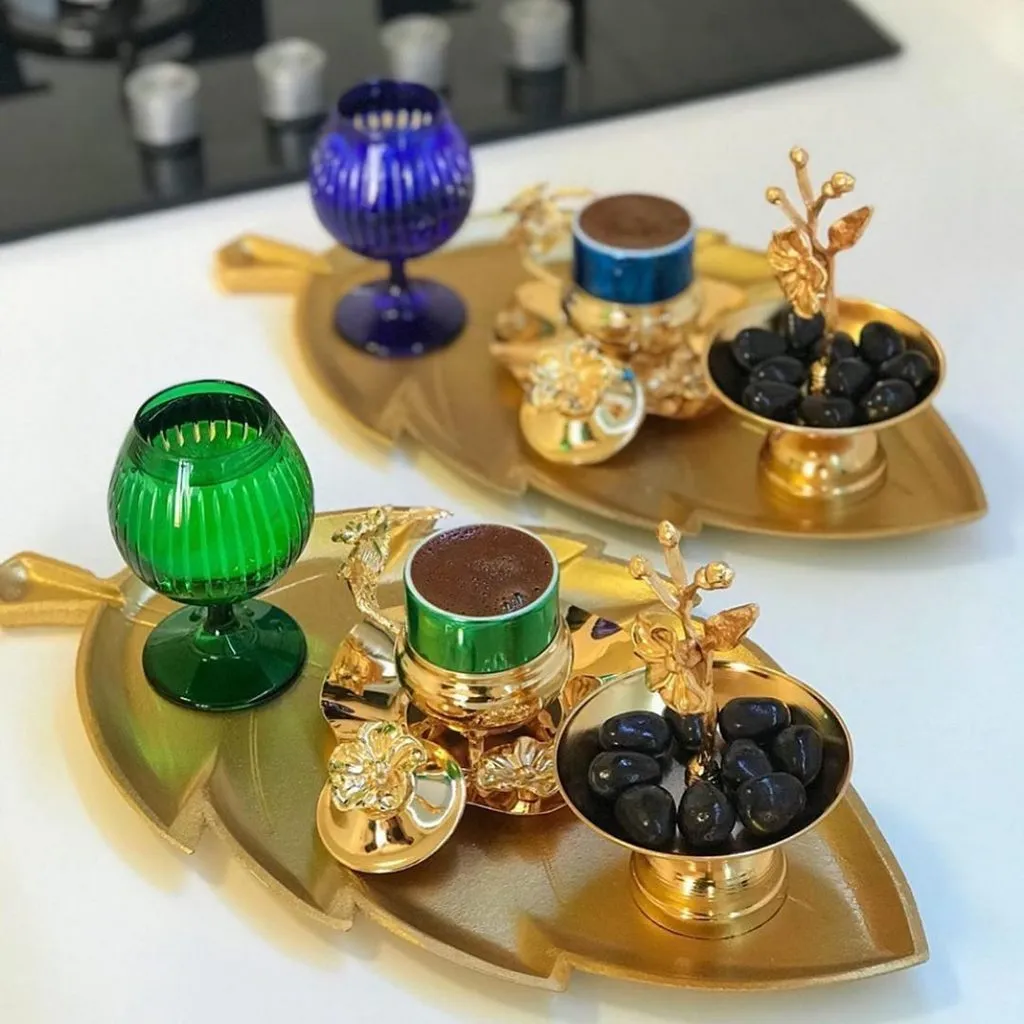 Tapтaлeтки & Ко