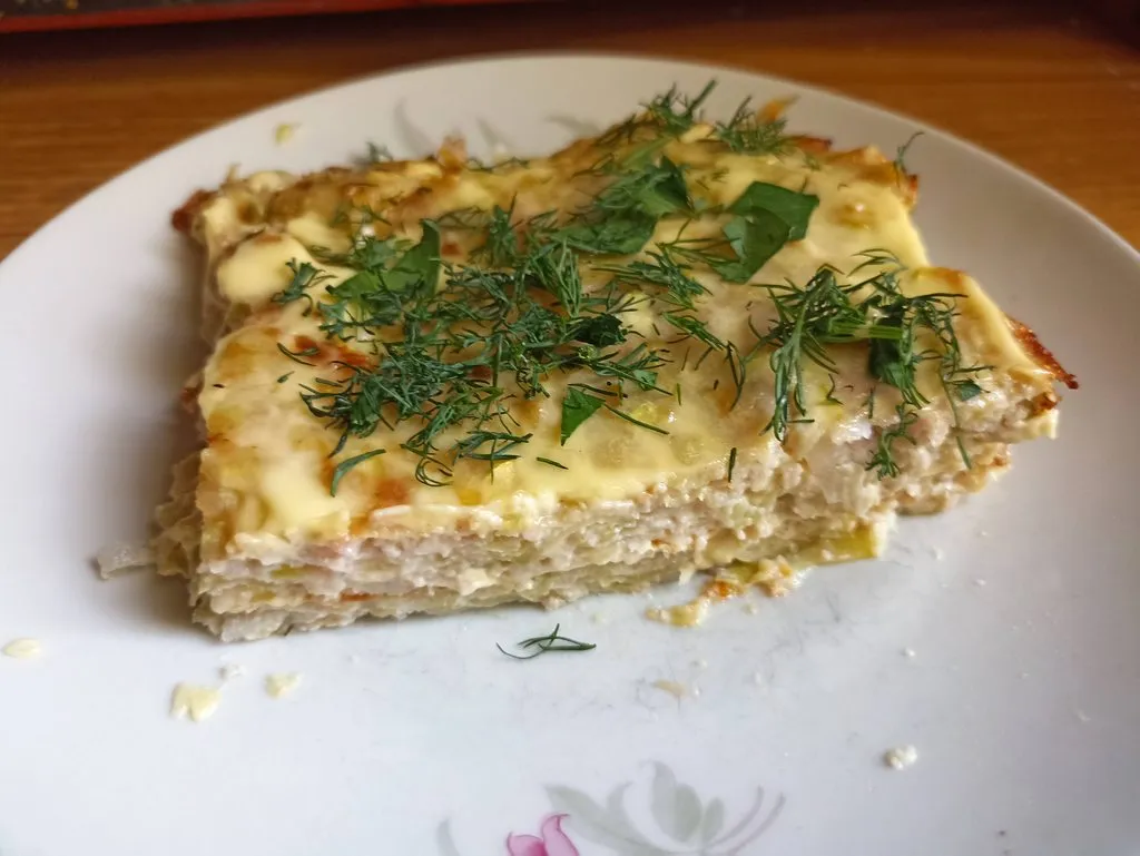 Тортик из кабачков и фарша в духовке