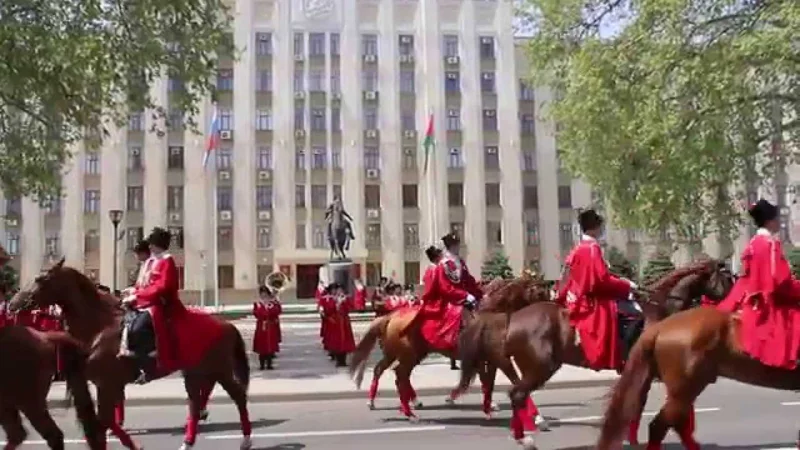 Казаки в Краснодаре. Джигитовка. Cossacks in Krasnodar.