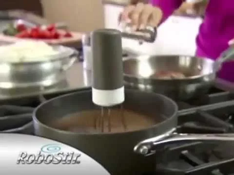 Автоматическая кухонная мешалка Robostir
