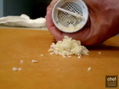 Chef Tools - Rosle Garlic Cutter - What's So Impressive?