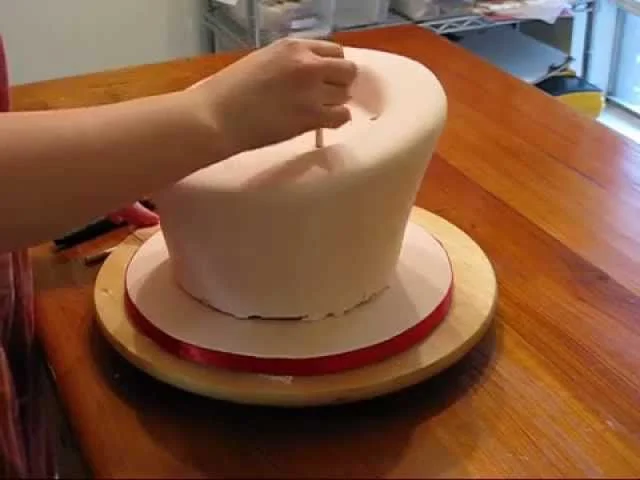 Valentine's Cake Contest Entry