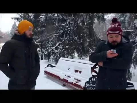 Она не кусается..... Он не стреляет...