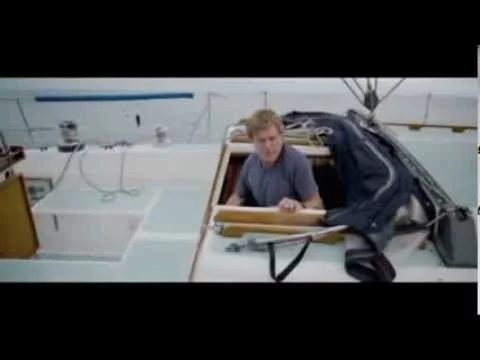 Вдаль по синей воде. Не угаснет надежда.