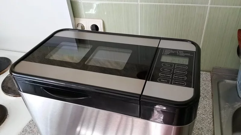 Обзор хлебопечки Rolsen RBM-1480 и выпечка хлеба из смеси Корнекс