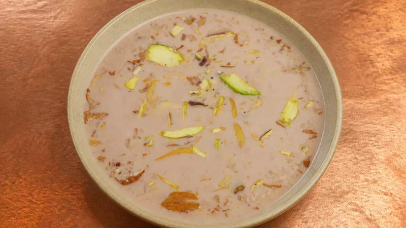 Kashmiri Chai (Pink Tea) Recipe By Food Fusion