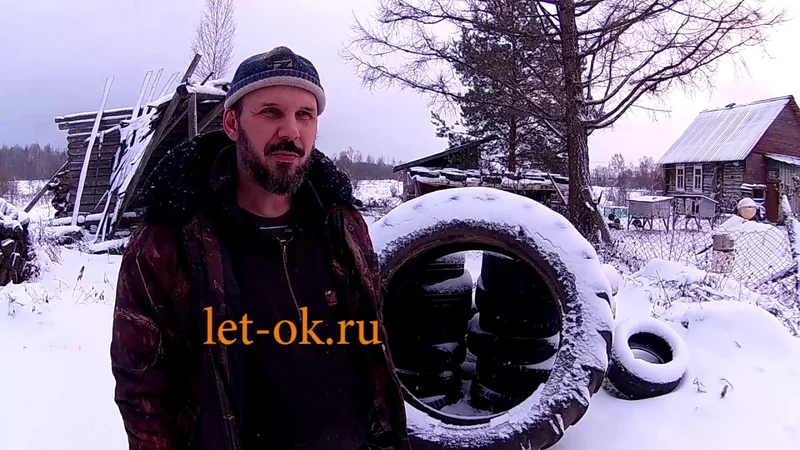 Чистка снега с помощью покрышки //Из города в деревню