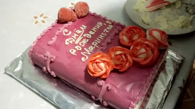 ДВУХЦВЕТНЫЕ РОЗЫ ИЗ КРЕМА