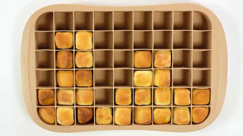 Forma na dukátové buchtičky DELLA CASA