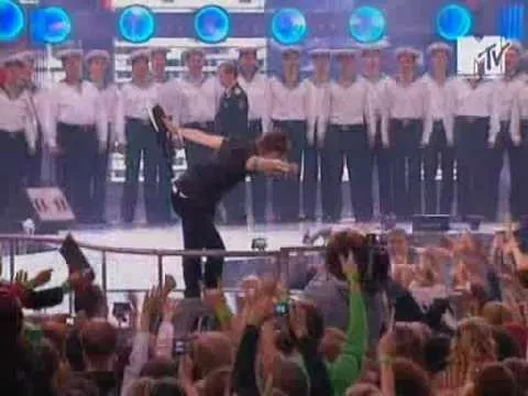 Звери & Хор Балтийского флота -  Районы-кварталы