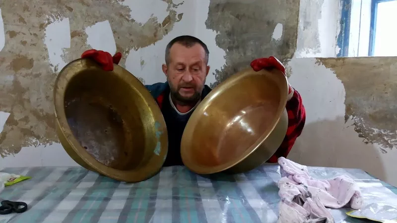 ЛАЙФХАК КАК ПОЧИСТИТЬ ЛАТУННУЮ МИСКУ ЗА 10 МИНУТ