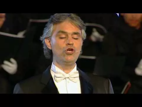 ANDREA BOCELLI (HQ) AVE MARIA (SCHUBERT)