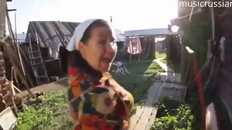 Боня и Кузьмич - Деревенские танцы (Cover Kiesza - Hideaway). 2014