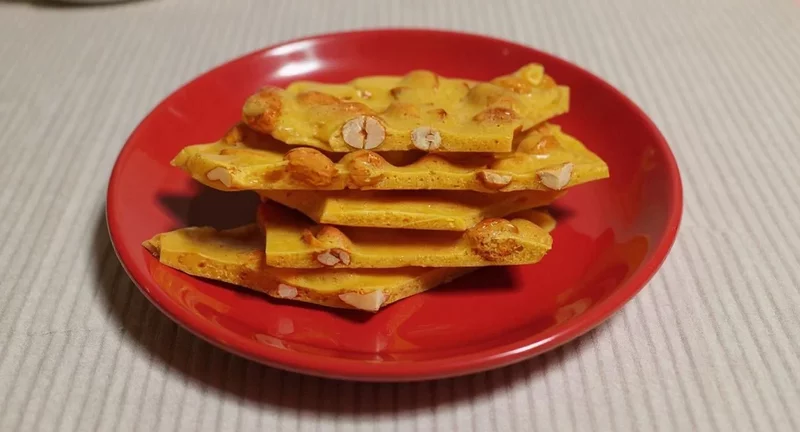 Peanut Brittle Recipe Demonstration - Joyofbaking.com