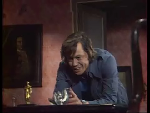 Следствие ведут ЗнаТоКи. Подпасок с огурцом (1979) - Мне уж опять Фаберже почудился...
