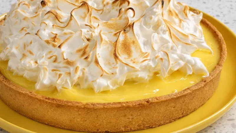 Lemon Meringue Tart Recipe Demonstration - Joyofbaking.com