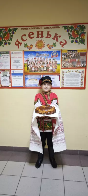 Праздничный каравай