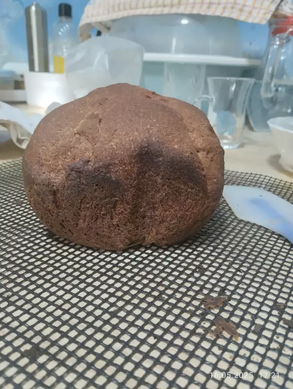 Хлеб из фиолетовой цельнозерновой муки в хлебопечке