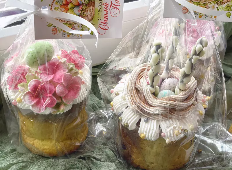 Пасхальный кулич с куркумой