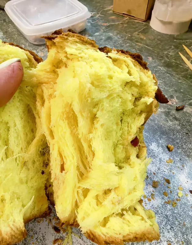 Пасхальный кулич с куркумой