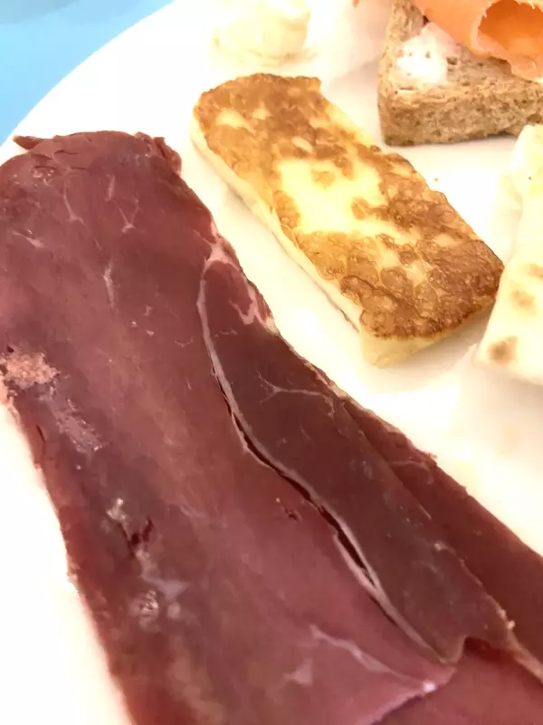 Про всё на свете с Гюзелью