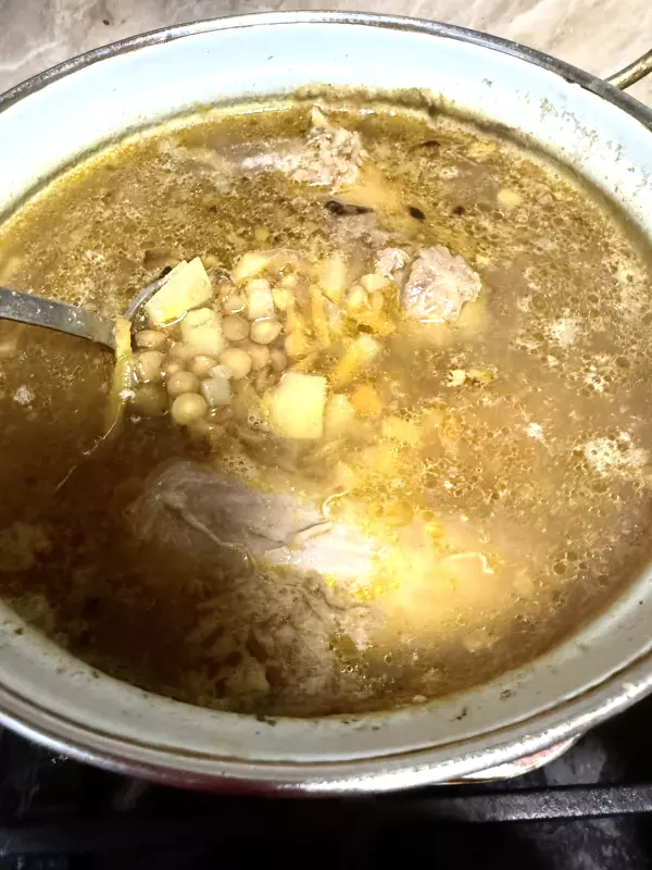 Про всё на свете с Гюзелью