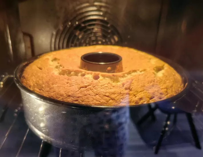 Кекс банановый (Classic banana bundt cake)