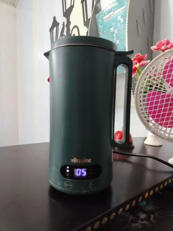 Соевая корова (аппарат для получения соевого молока, soy milk maker)