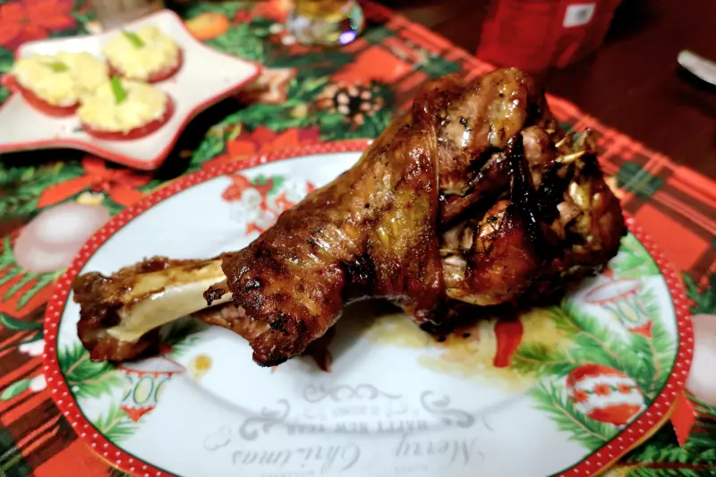 Индюшка. Маринованная голень в духовке