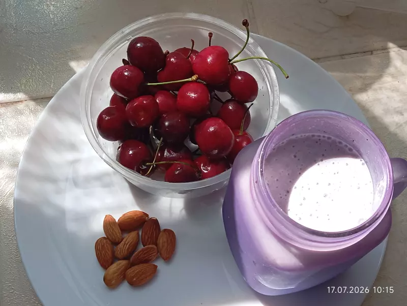 Соевая корова (аппарат для получения соевого молока, soy milk maker)
