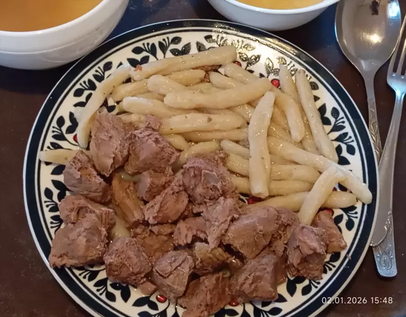 Жижиг галнаш (он же жижиг галныш, он же чеченские галушки с мясом)