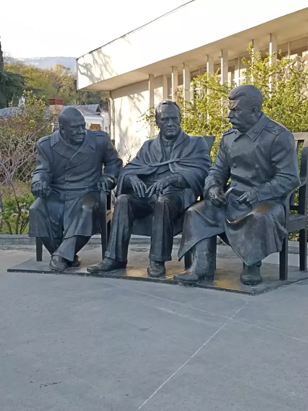 Дворцы Крыма - история в камне