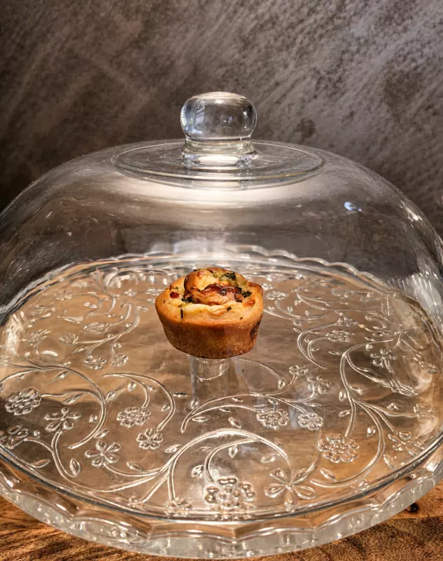 Булочки с беконом, зелёным луком и сыром моцарелла