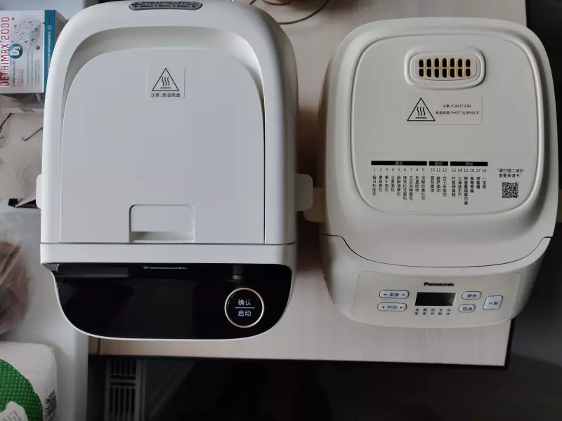 Хлебопечка Panasonic SD-SSM100 с паровым выпеканием