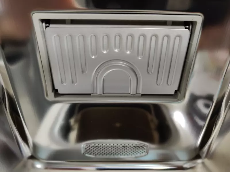 Хлебопечка Panasonic SD-SSM100 с паровым выпеканием