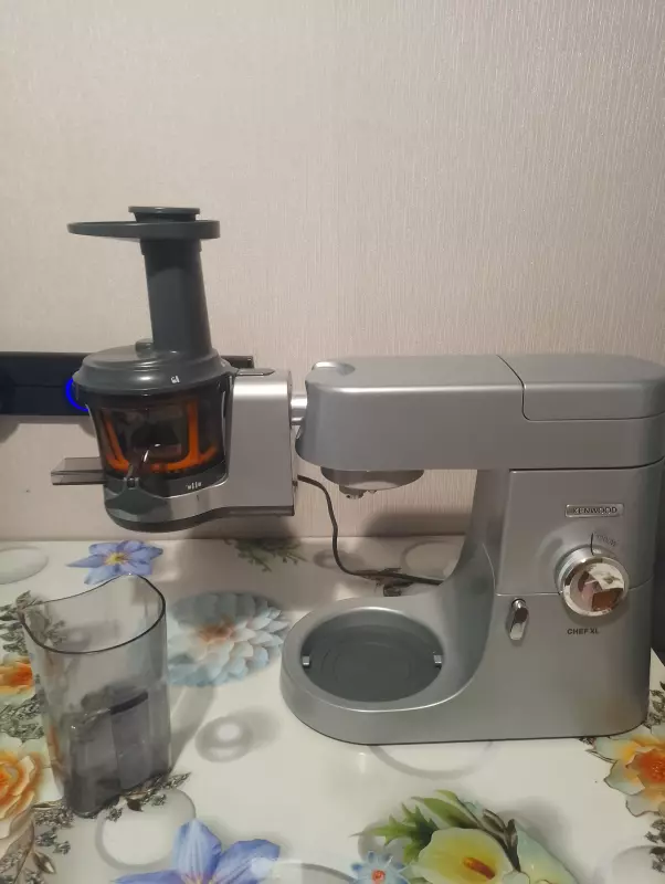 Кухонная машина Kenwood Chef XL KVL4100S + полный комплект насадок