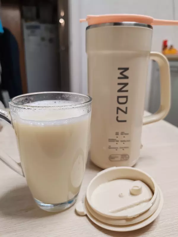 Соевая корова (аппарат для получения соевого молока, soy milk maker)