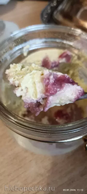 Фисташковый чизкейк с малиной методом сувид