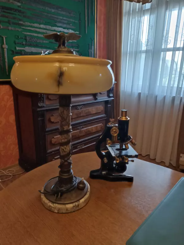 Кино вино и домино от Френка Галлагера