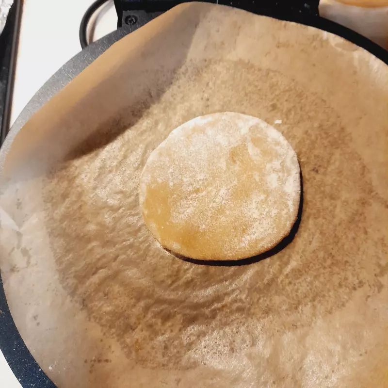 Tortilla Maker или тортилья мейкер. Чапатница или прибор для выпекания лепёшек