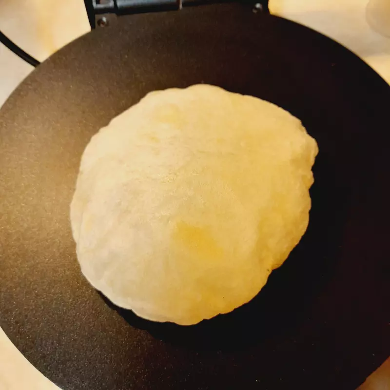 Tortilla Maker или тортилья мейкер. Чапатница или прибор для выпекания лепёшек