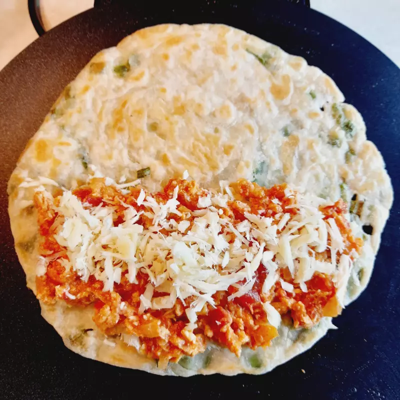 Сырная паратха «Анда»