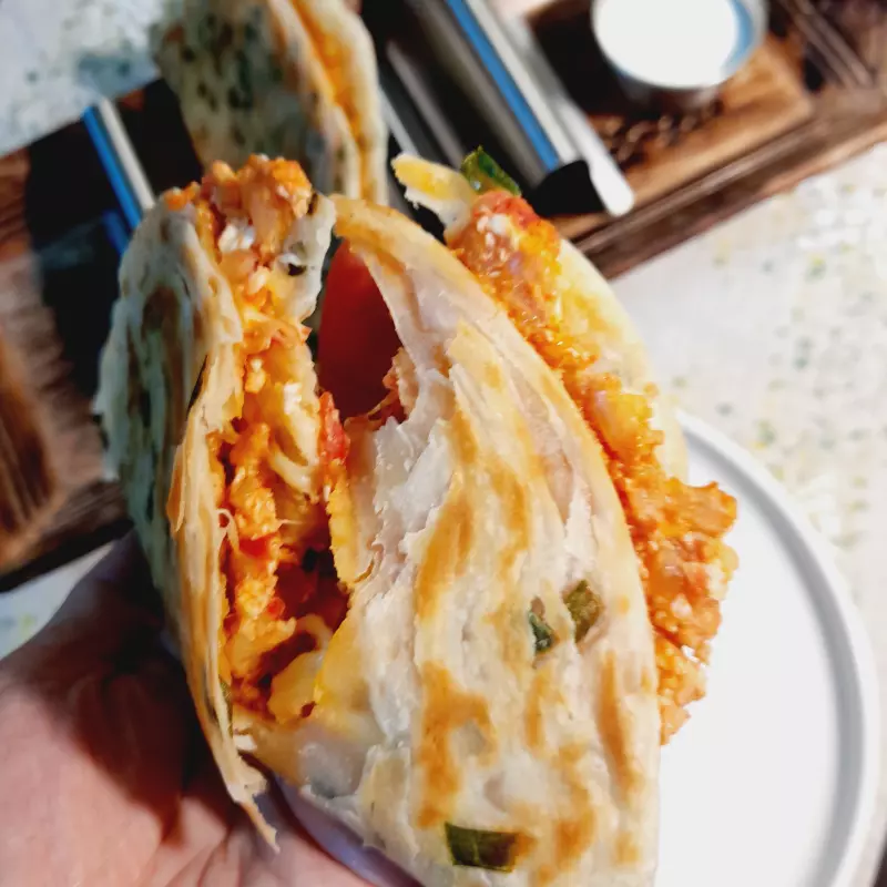 Сырная паратха «Анда»