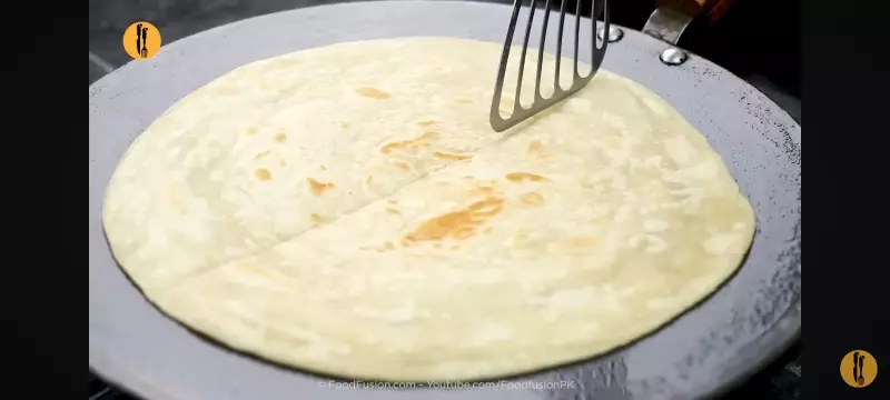 Сырная паратха «Анда»