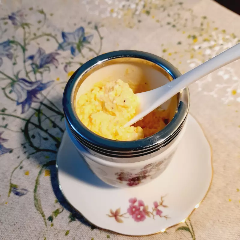 Нежнейшая яичница с творогом